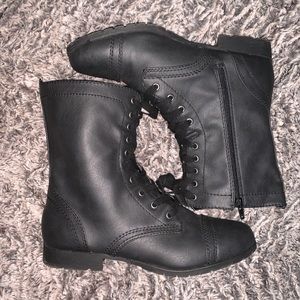 Combat boots (Black)